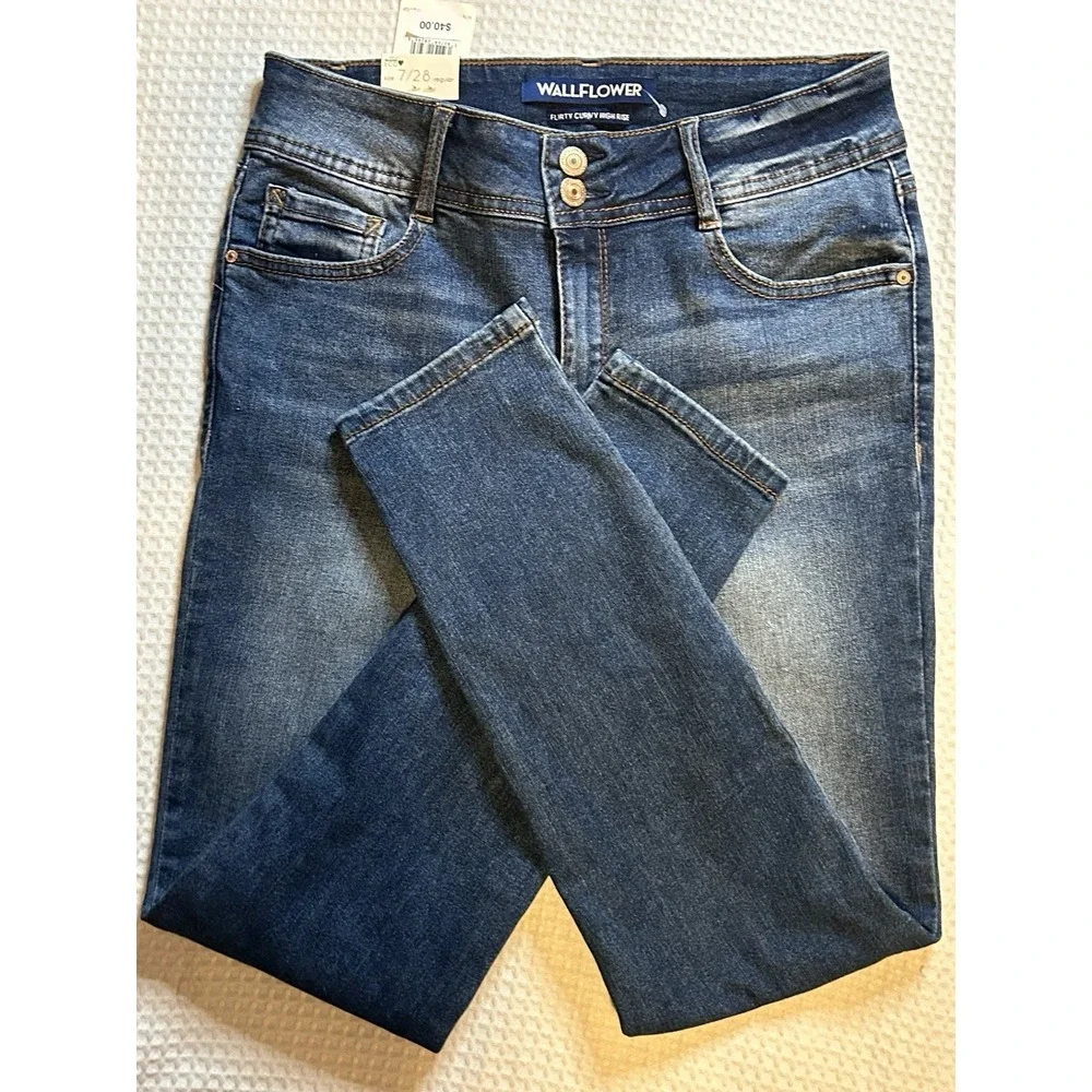 Wallflower NEW Flirty Curvy High Rise Junior Size 7 PIA Denim (28x27) Jeans NWT